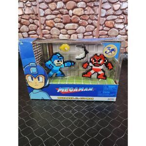 MegaMan Classic 8-Bit Figures 2-Pack Mega Man Vs. Cuts Man - New #A44